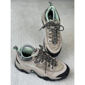 Columbia Women’s 8.5 Traverse Hiking Boots Brown Beige Trail Walking Omni-Grip